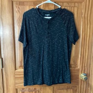 Goodfelllow small T-shirt